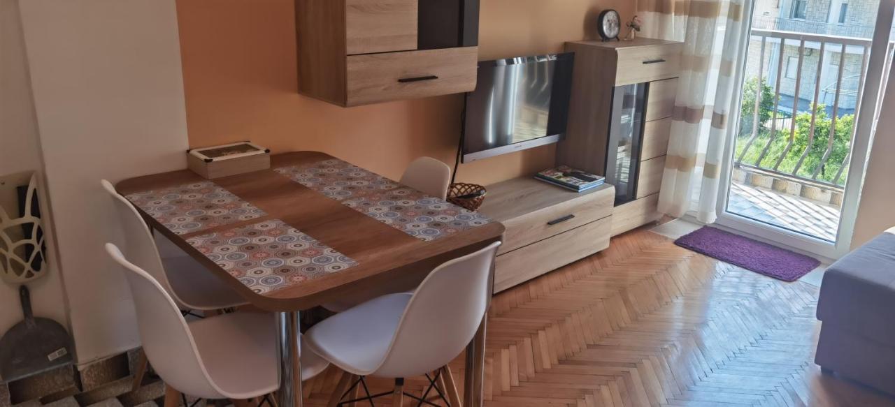 Dlx Apartman Adriatics ヘルツェグ・ノヴィ エクステリア 写真
