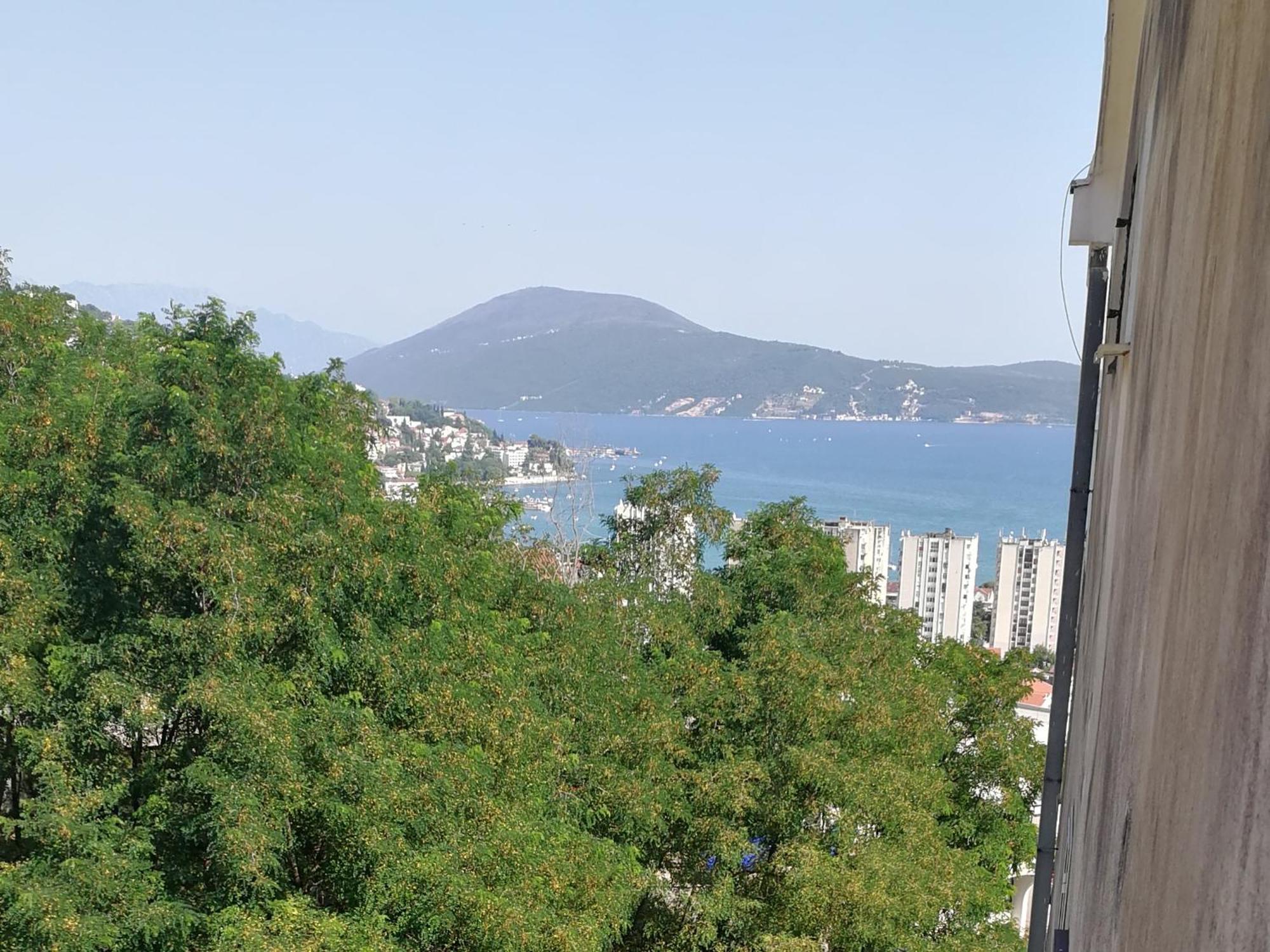 Dlx Apartman Adriatics ヘルツェグ・ノヴィ エクステリア 写真
